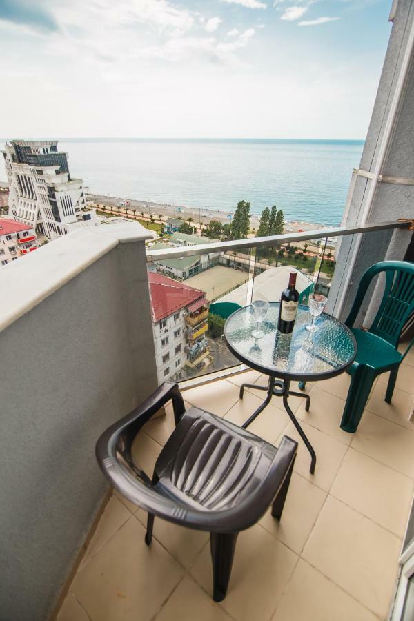 Apartamento Sea Towers Lux 17-05 Batumi Exterior foto